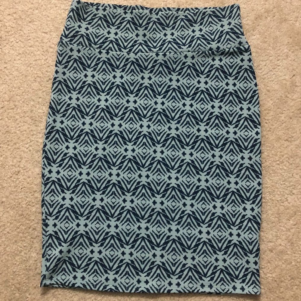 LuLaRoe Cassie Medium